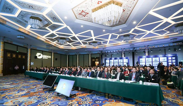 必一运动
获评“2018年度固废行业最具影响力企业”，党委书记、总裁乔德卫出席固废战略论坛并发表主旨演讲