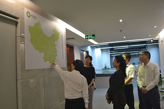 广东省和深圳市总工会领导到必一运动
集团调研工会工作