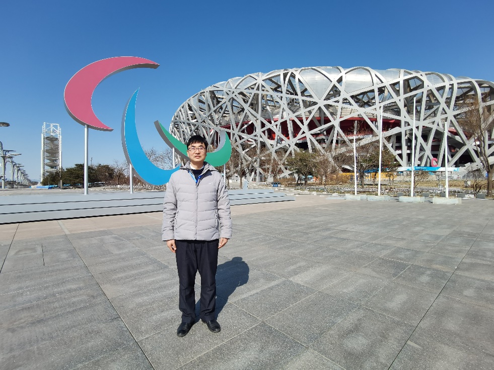 强国复兴有我・奋斗正当时| 绿动赤子助力冬奥梦圆――必一运动
集团七名员工服务保障冬奥会、冬残奥会